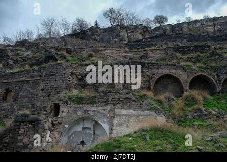 กำแพงเมืองเก่า Kayseri! ลมหายใจของอารยธรรมที่โบราณแก่